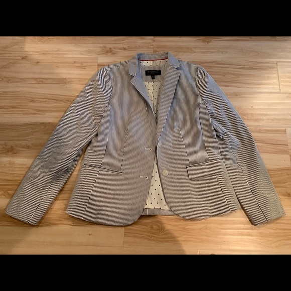 Talbots Jackets & Blazers - Talbots Petite Size:6P Striped Blazer-like new!